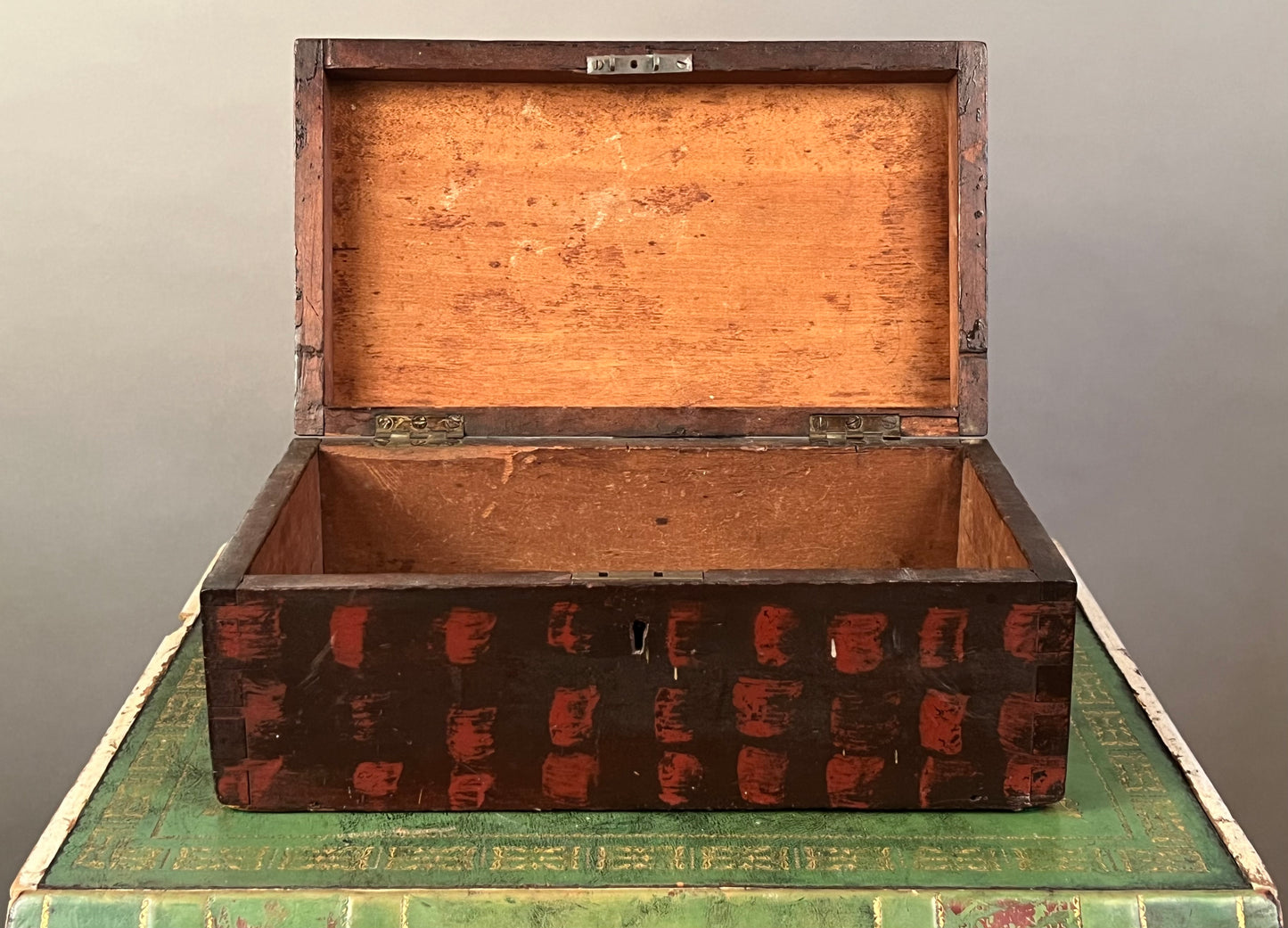 Antique Thumbprint Paint Decorated Wooden Box e