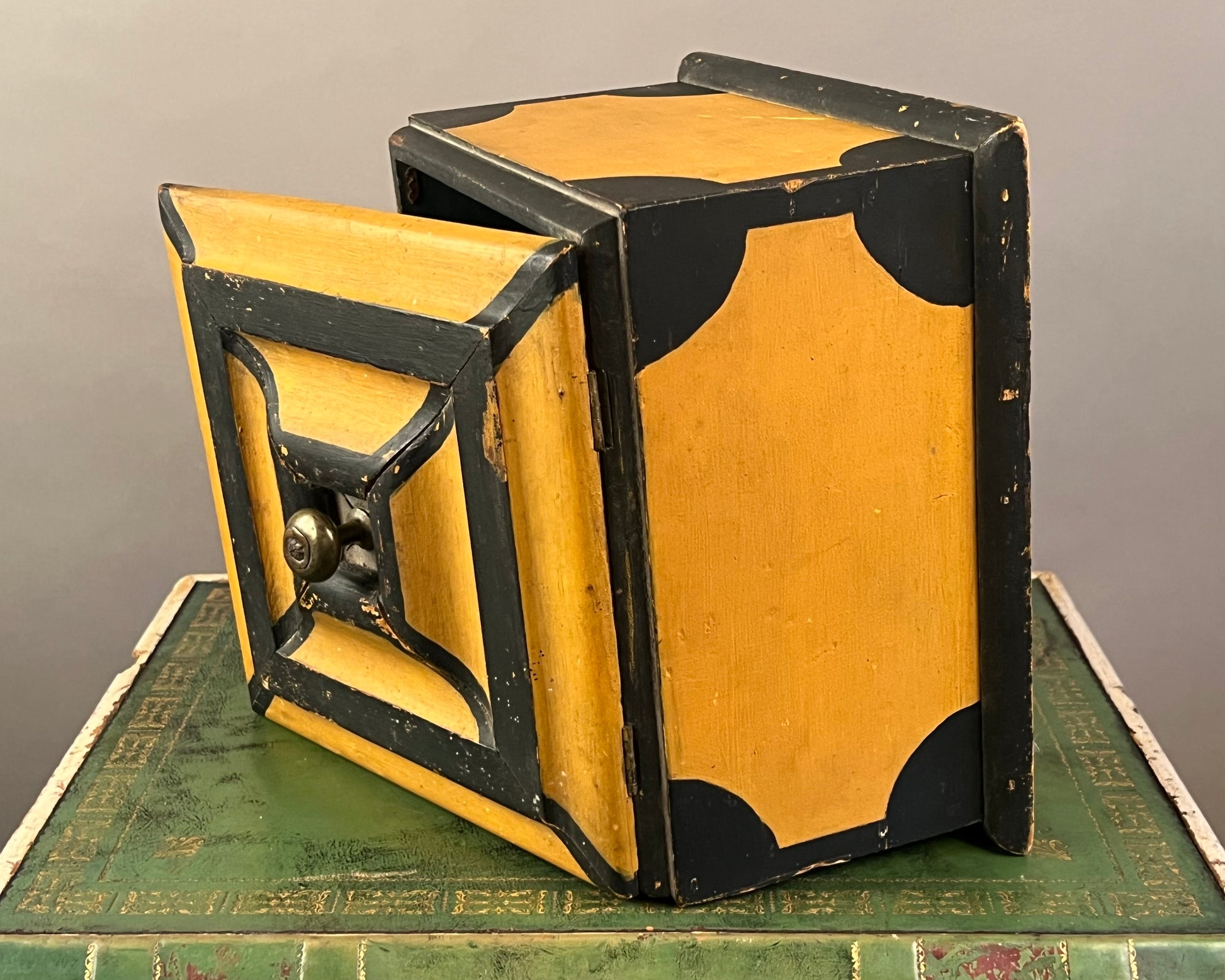 Antique Yellow Paint Decorated Wooden Box e