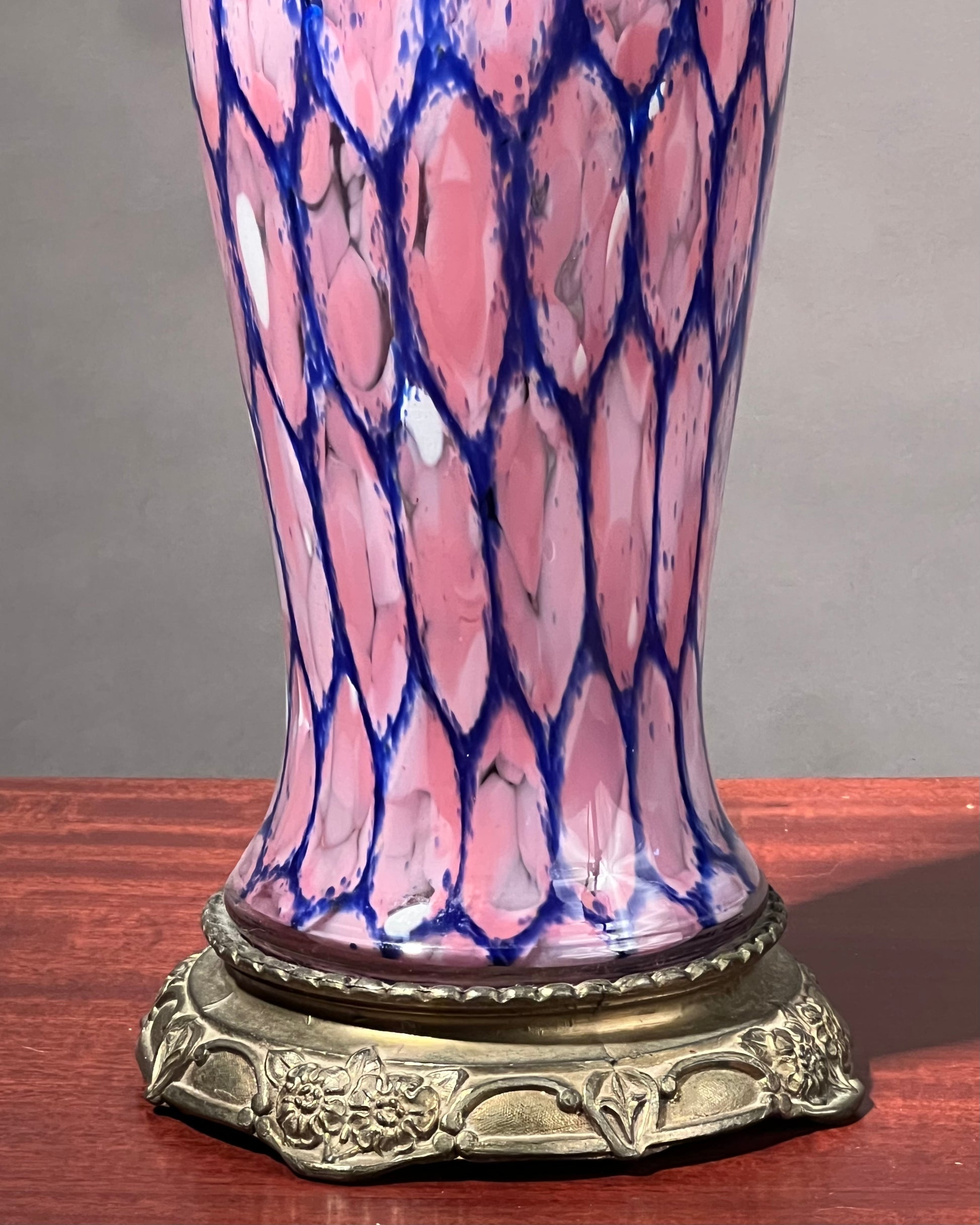 Vintage Art Glass Lamp